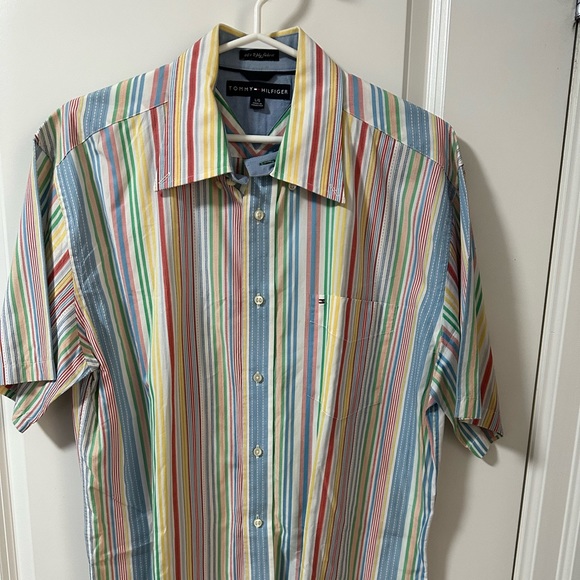 Tommy Hilfiger size L - Picture 1 of 2